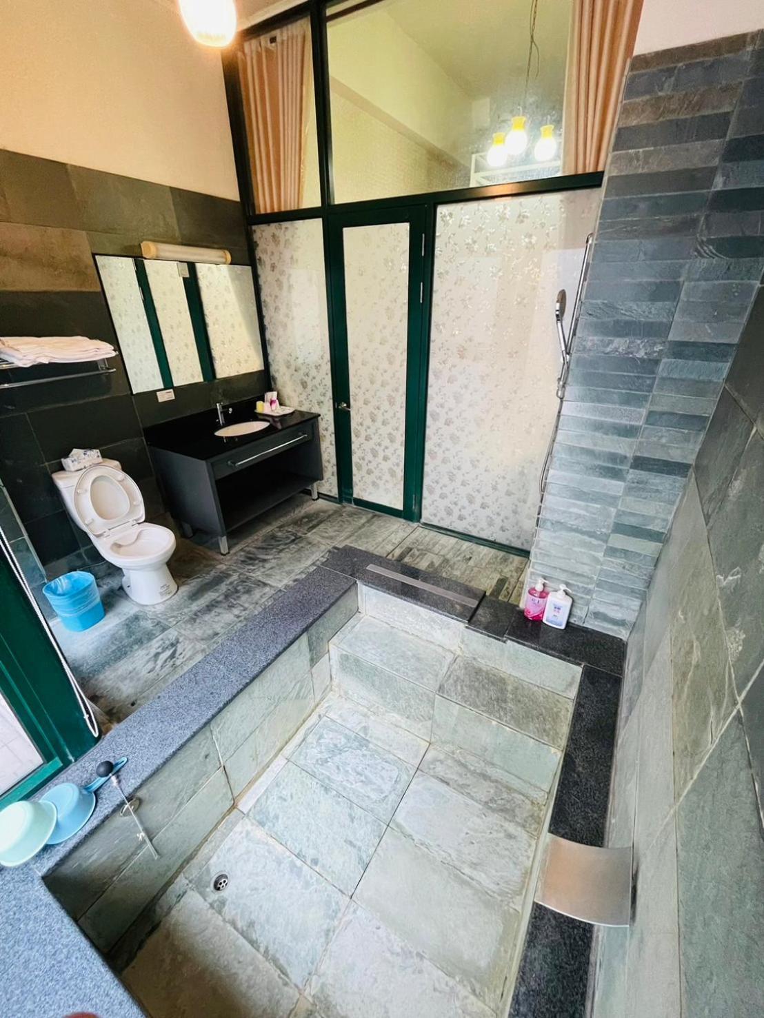 礁渓郷Chiuan Jia Hot Spring Houseアパートメント エクステリア 写真